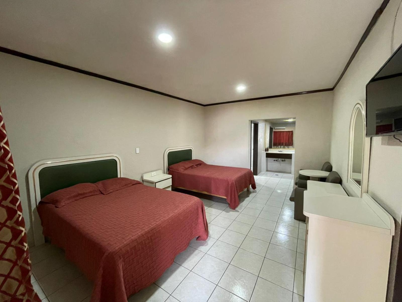 Kavia Meoqui Hotel & Suites Oda fotoğraf